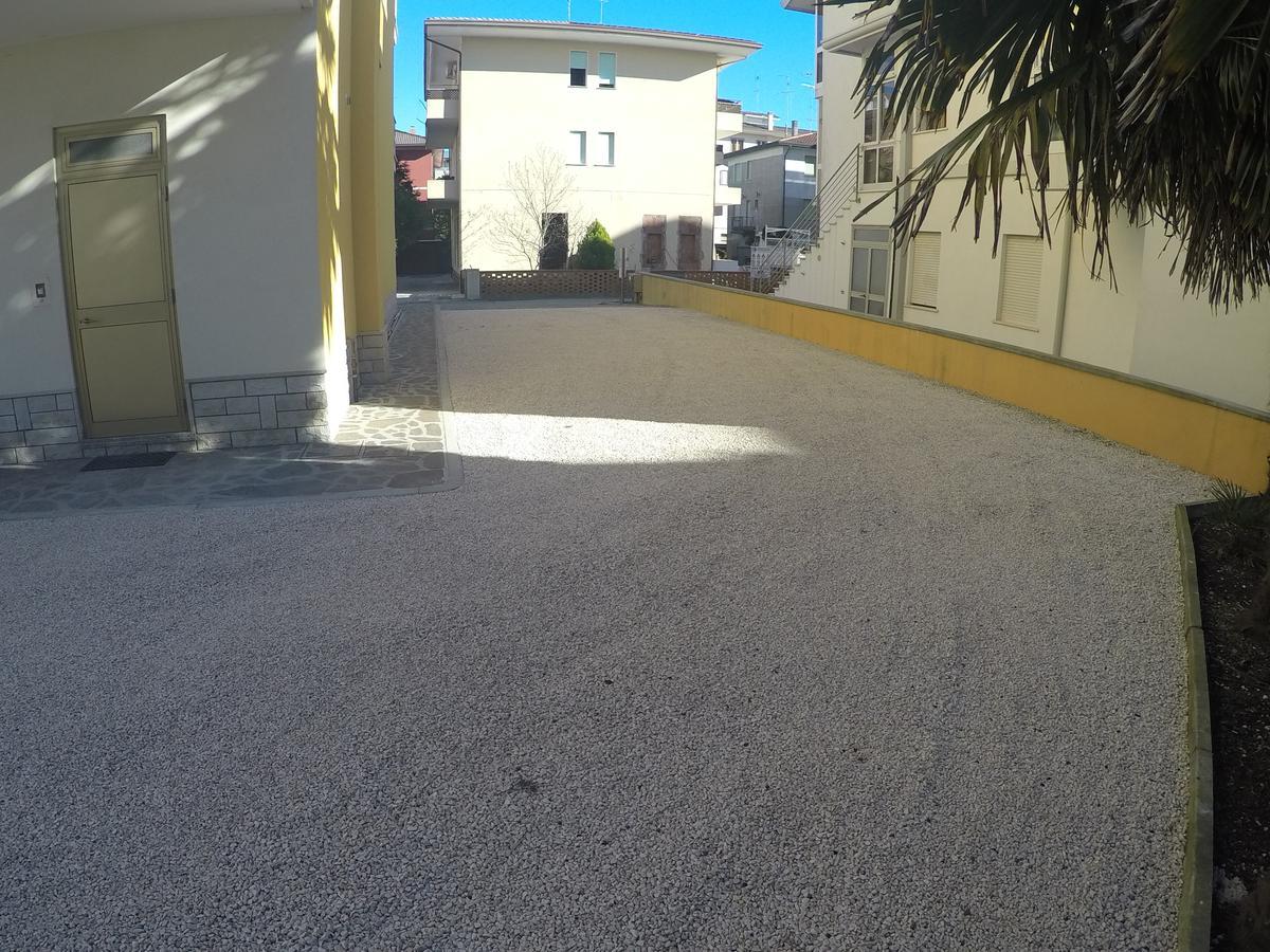 Residence Caorle Apartments - Agenzia Cocal Εξωτερικό φωτογραφία
